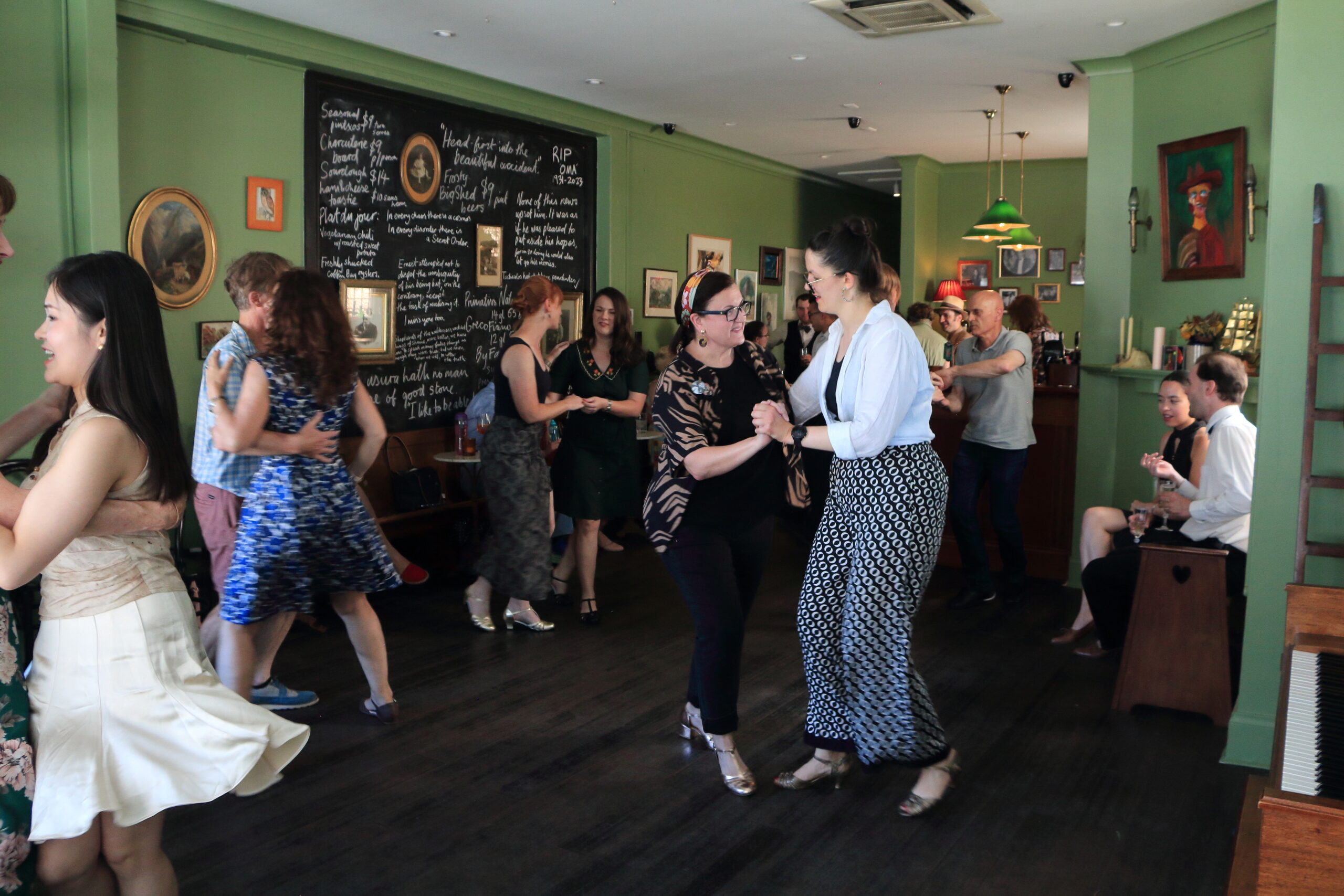 Swing-Dance-Adelaide-Lindy-Hop-Parade-9---photo-by-Sam-Jozeps